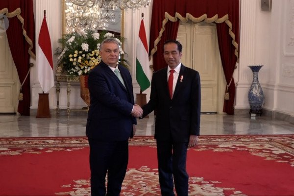 Bertamunya PM Hungaria Ke Indonesia  